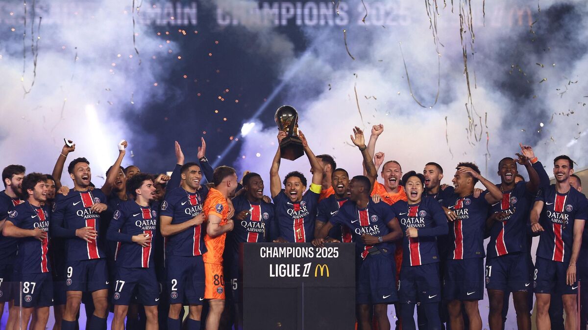 Paris saint-germain secures league 1 title: when will the trophy be awarded?