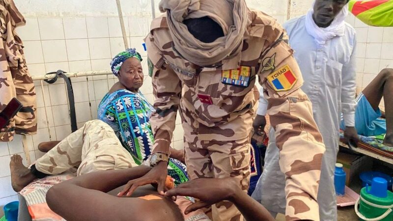 Chadian commander visits wounded soldiers in korbol