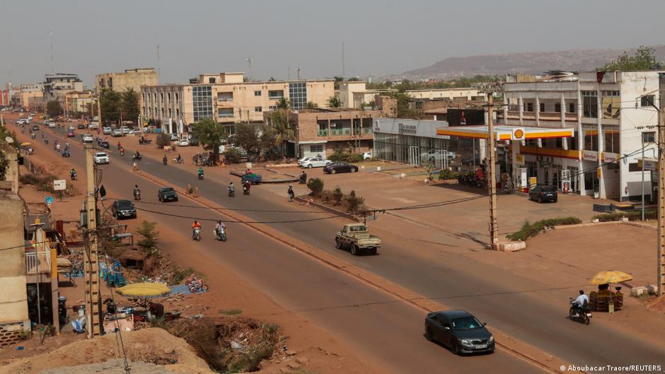 Human rights groups urge jihadists to lift blockade in Mali