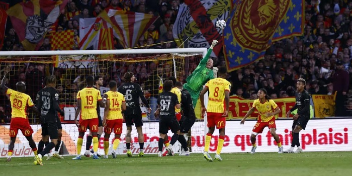 PSG’s Matvey Safonov shines in crucial Ligue 1 victory