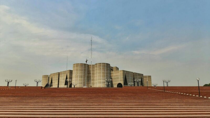 Controversy over orange money payments to senegalese lawmakers