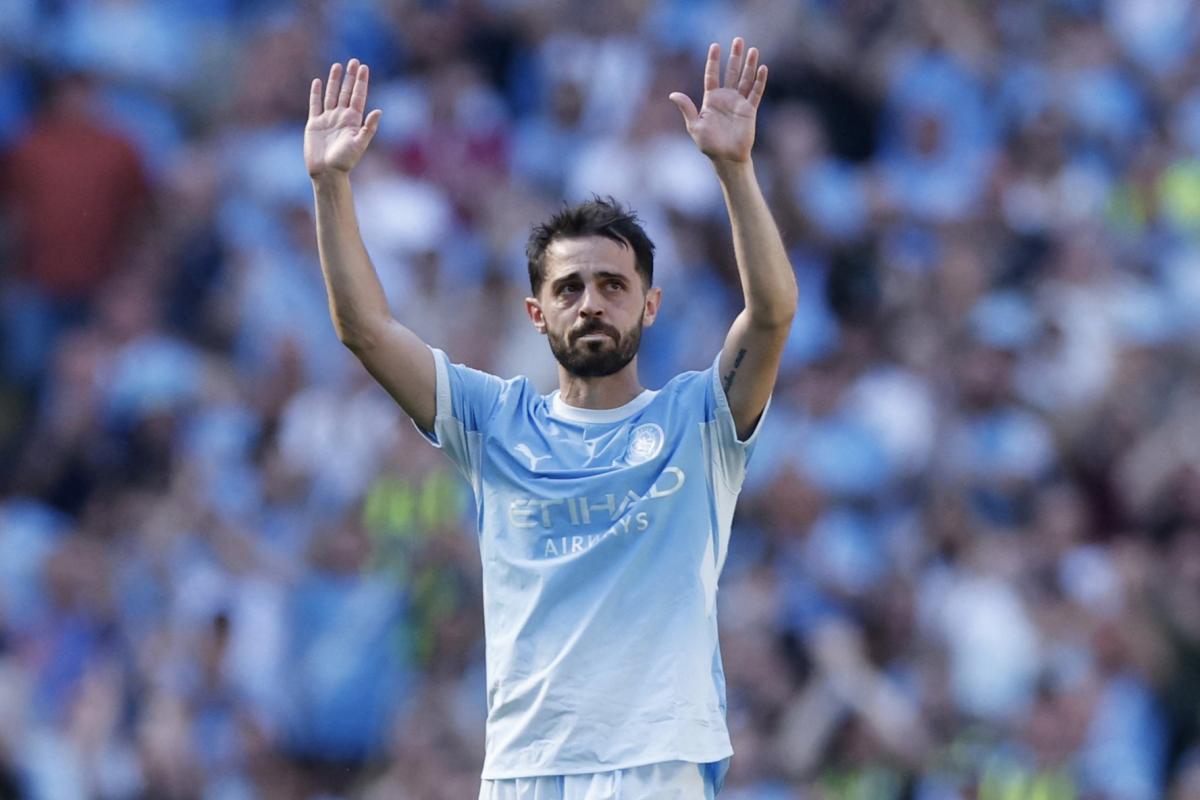 Bernardo Silva bids emotional farewell to Manchester City in final Etihad appearance