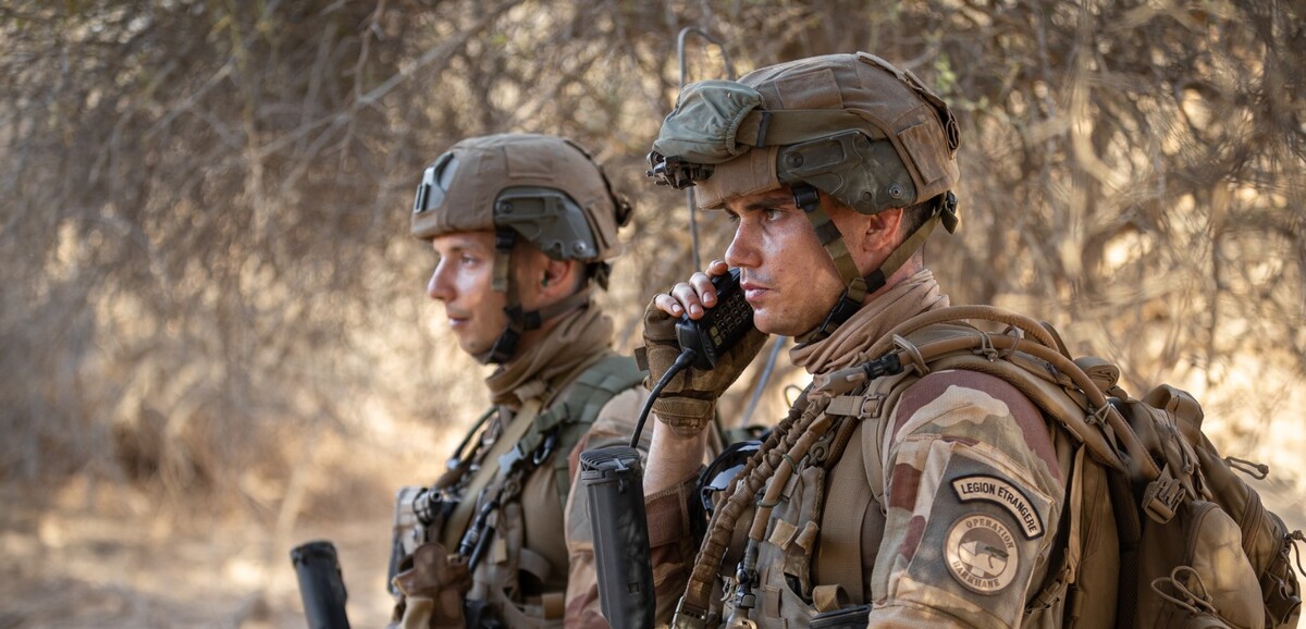 Mali: macron criticises junta’s decision to expel french troops amid jihadist surge