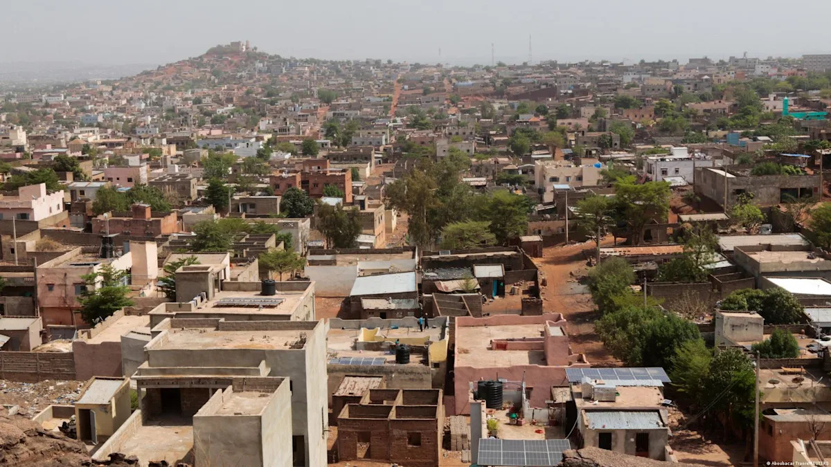 Mali travel disruptions due to blockade on roads to Bamako