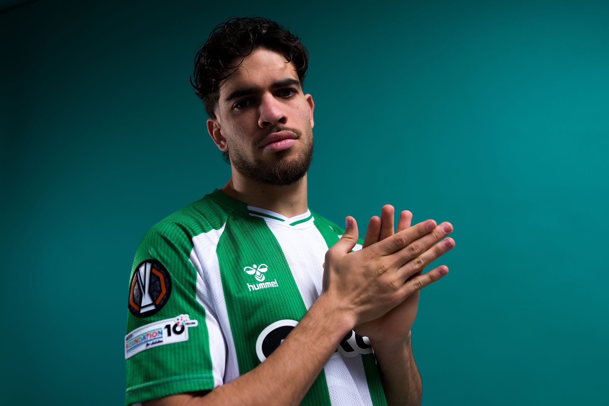 Newcastle pushes ahead with ezzalzouli transfer amid chelsea interest