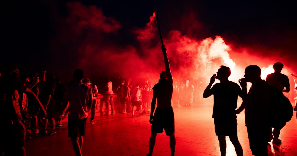 After Paris saint-germain’s champions league win, riots erupt in France