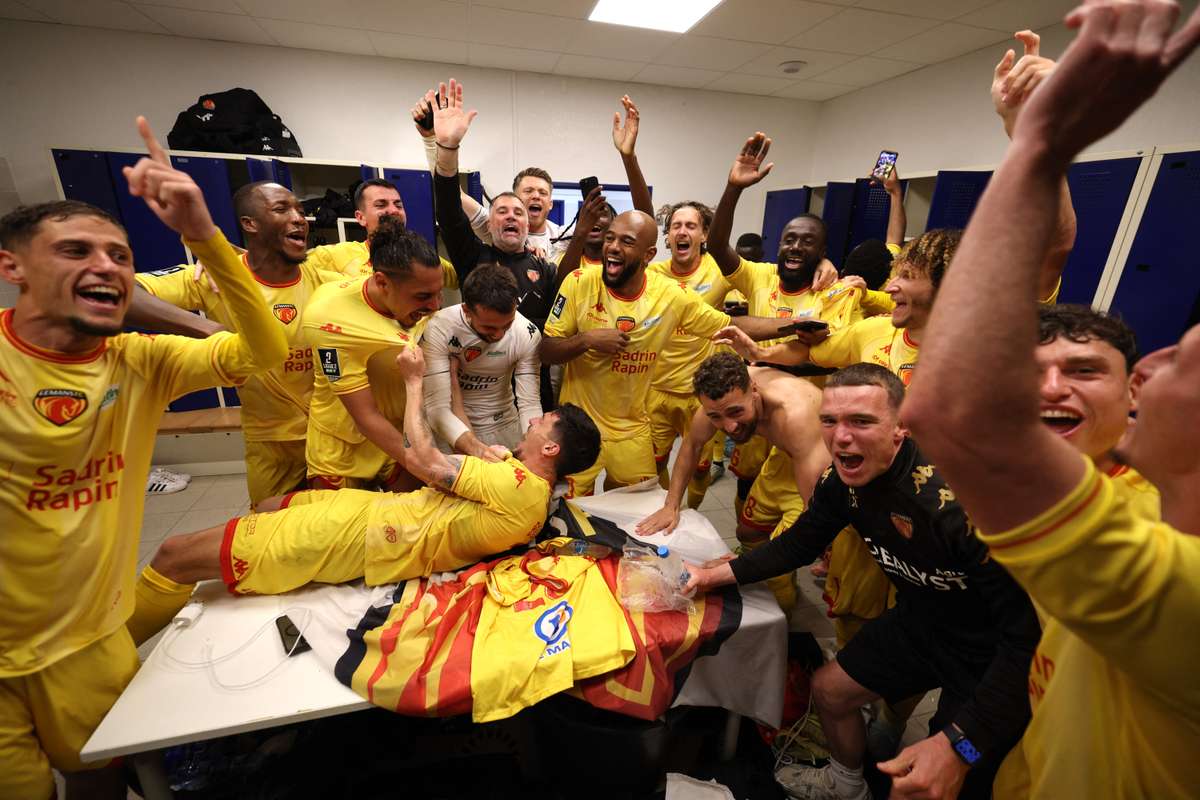 Le Mans football club secures historic promotion to Ligue 1