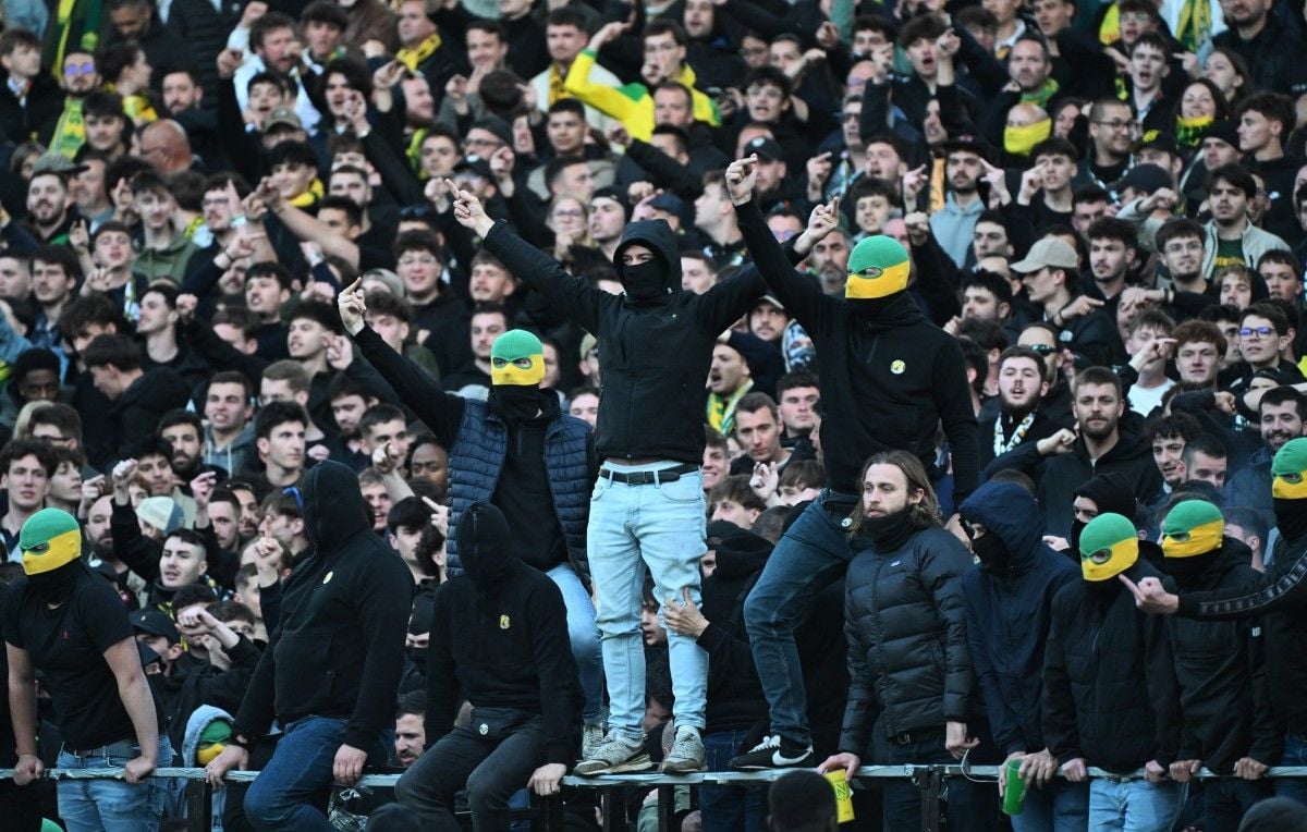 Violent clashes at nantes and nice football matches