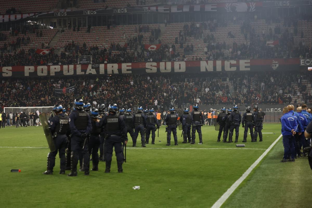 Nice to face st etienne in empty stadium after disciplinary sanctions