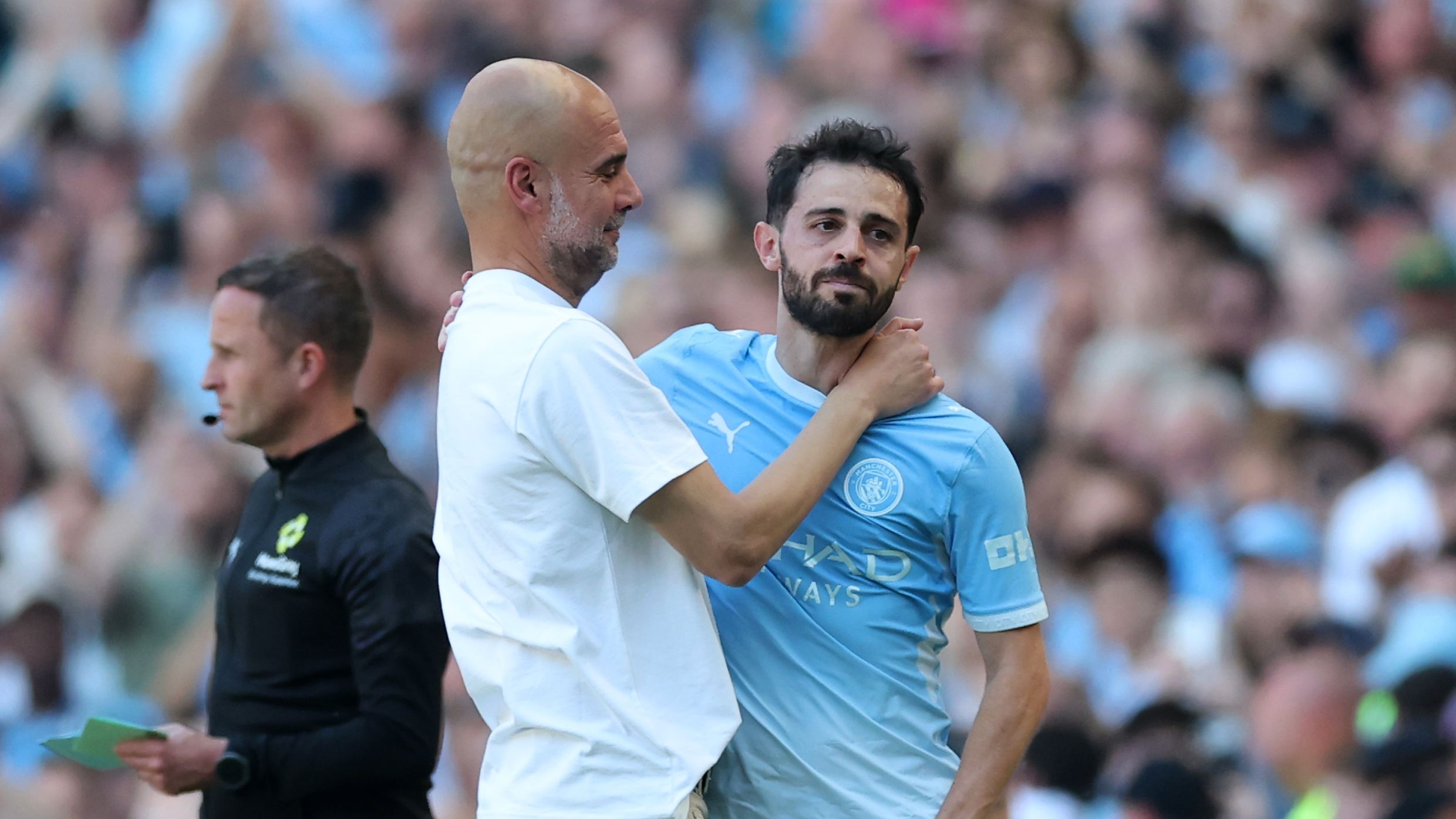 Rooney’s fury over manchester city’s mid-match guard of honor