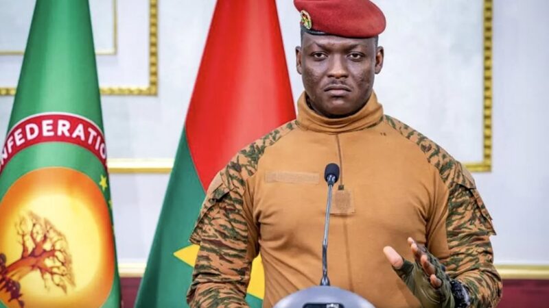 Burkina Faso junta halts nearly a thousand associations