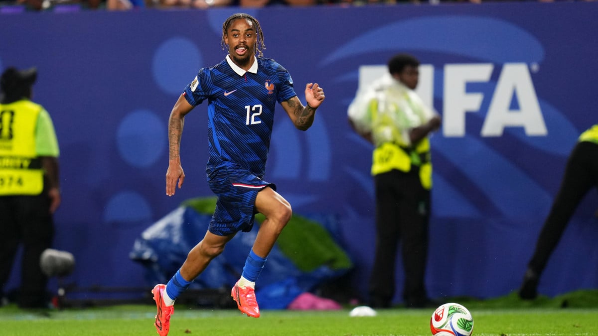 Bradley barcola’s psg future: a looming decision