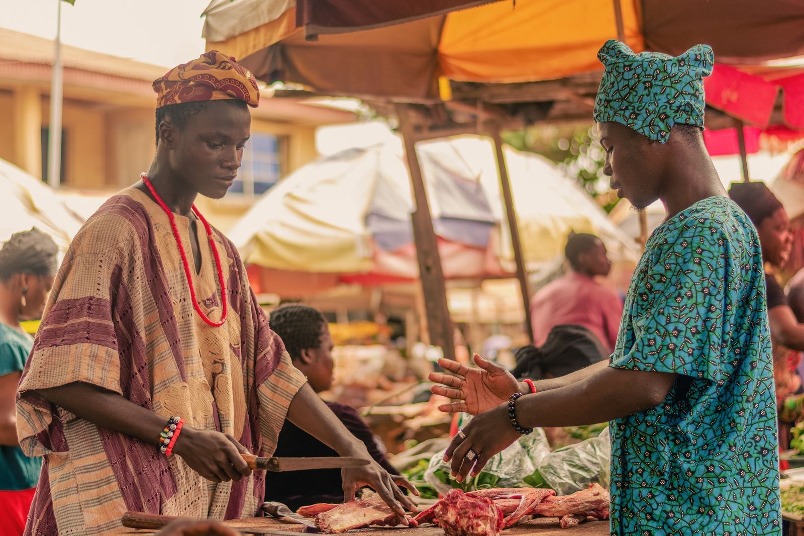 Libreville pioneers mobile tax payments at Mont-Bouët market