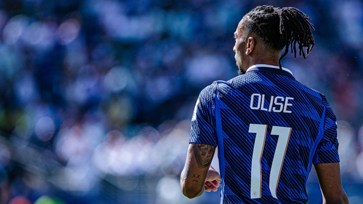 A staggering €220m bid for michael olise could deter psg