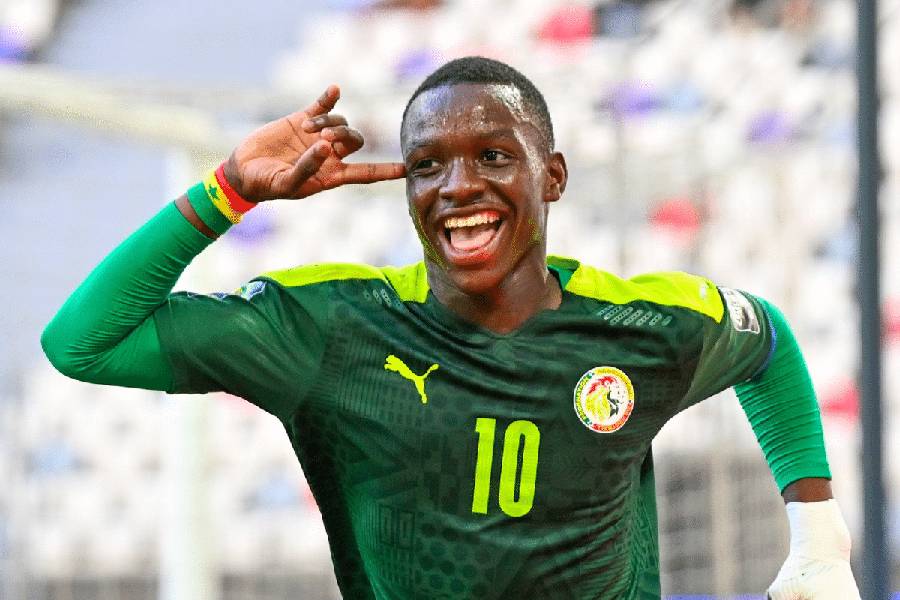 Senegal football star amara diouf makes comeback ahead of fenerbahce move