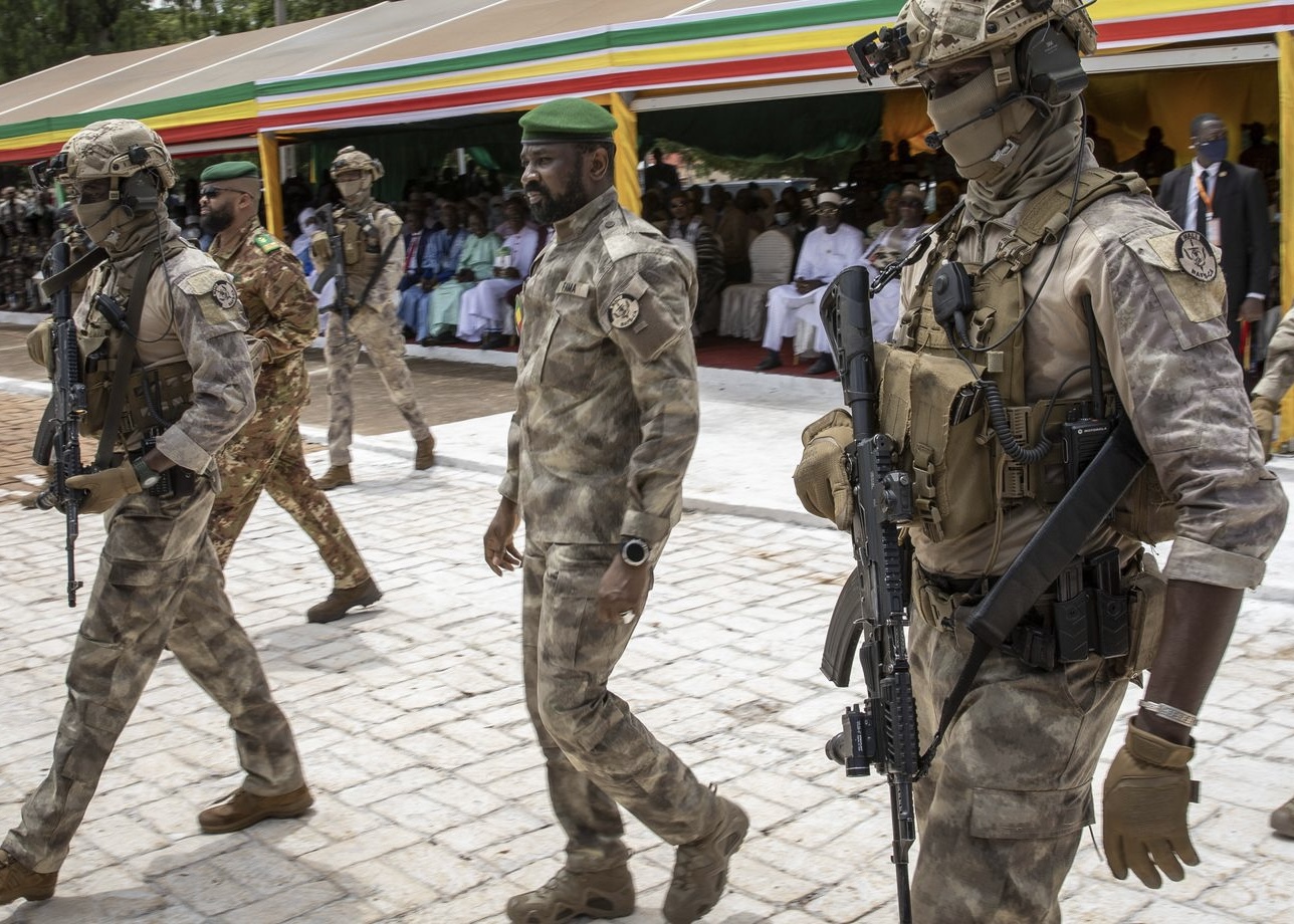Deadly mine blast strikes Mali transport route