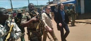 Russian mercenaries spark chaos in bangui’s km5 district with brazen robbery