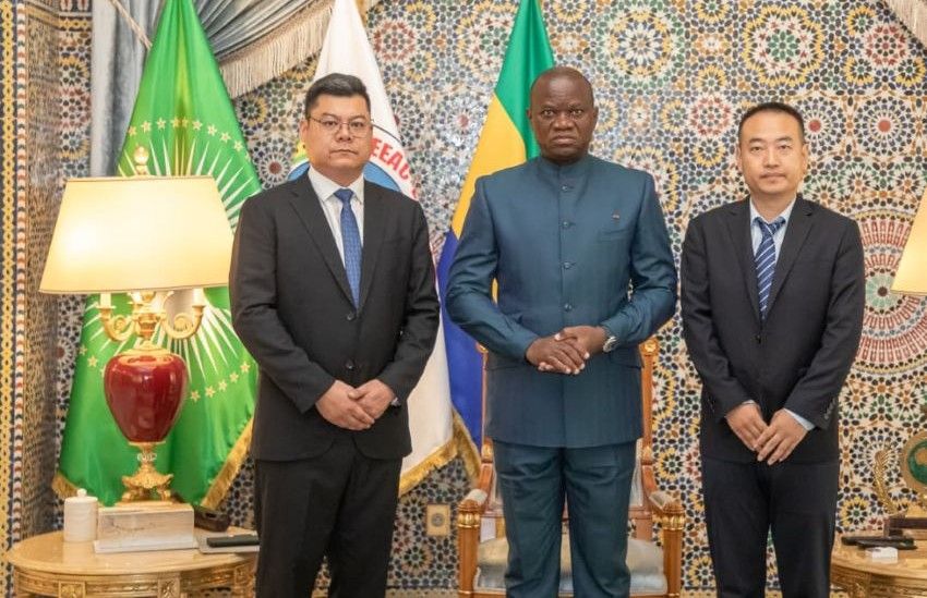 Gabonese President with COVEC delegation