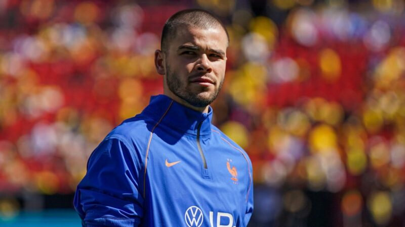 Lucas Chevalier’s psg future: a loan move suggested amid struggles