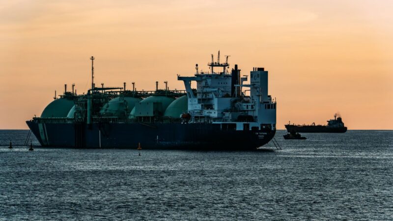 Cameroun’s floating gas plant departure threatens 2026 economic outlook