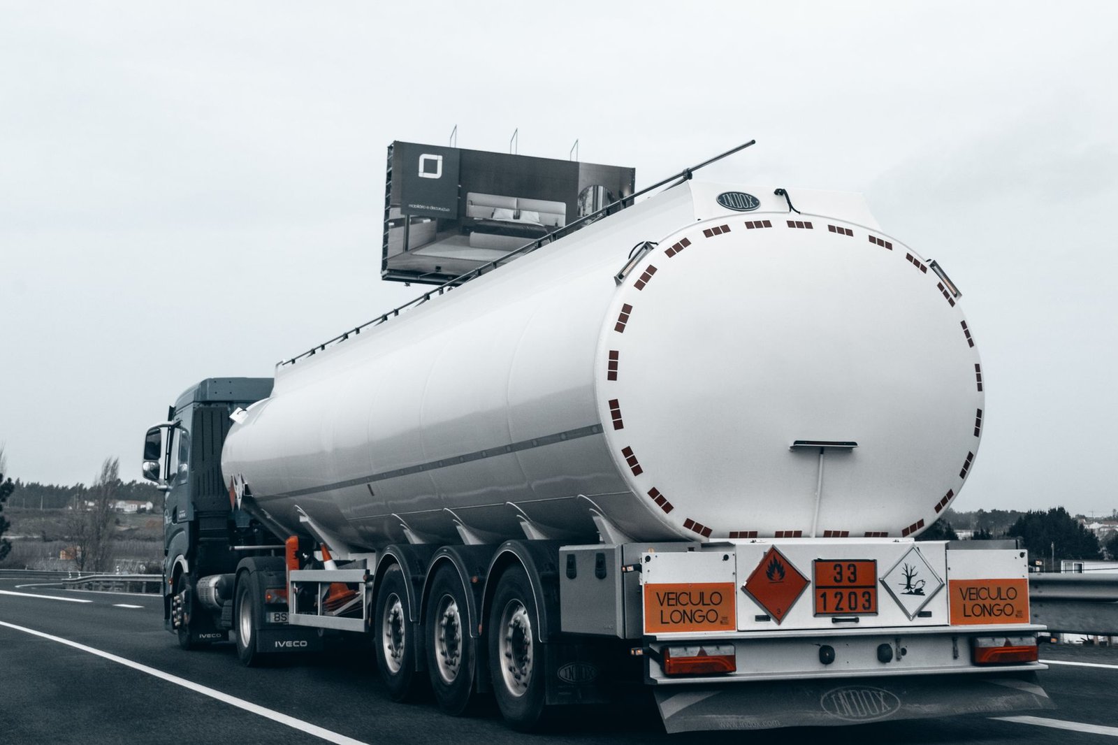 Mali : un convoi de 950 camions-citernes arrive à Bamako pour lutter contre la pénurie d’essence