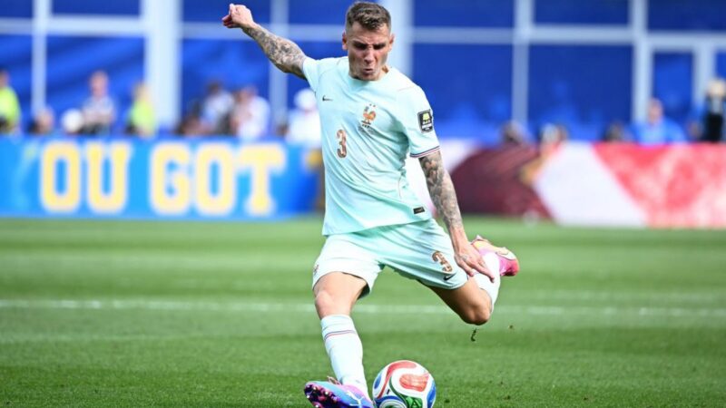 Lucas Digne set for PSG return after world cup with surprise deal