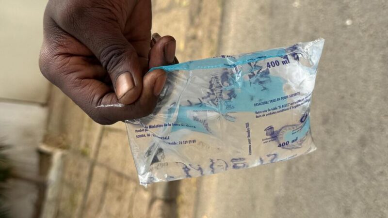 Sénégal: résultats «alarmants» d’une étude sur la qualité de l’eau en sachet