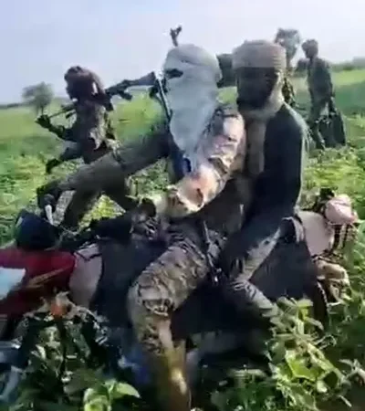 Wagner mercenaries retreat in central african republic amid rebel surge