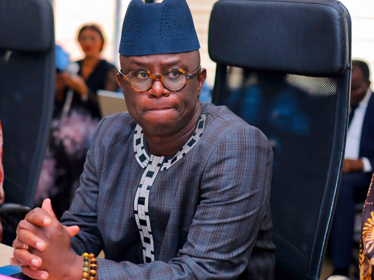 Cameroun parliament sessions: journalist questions national assembly efficiency