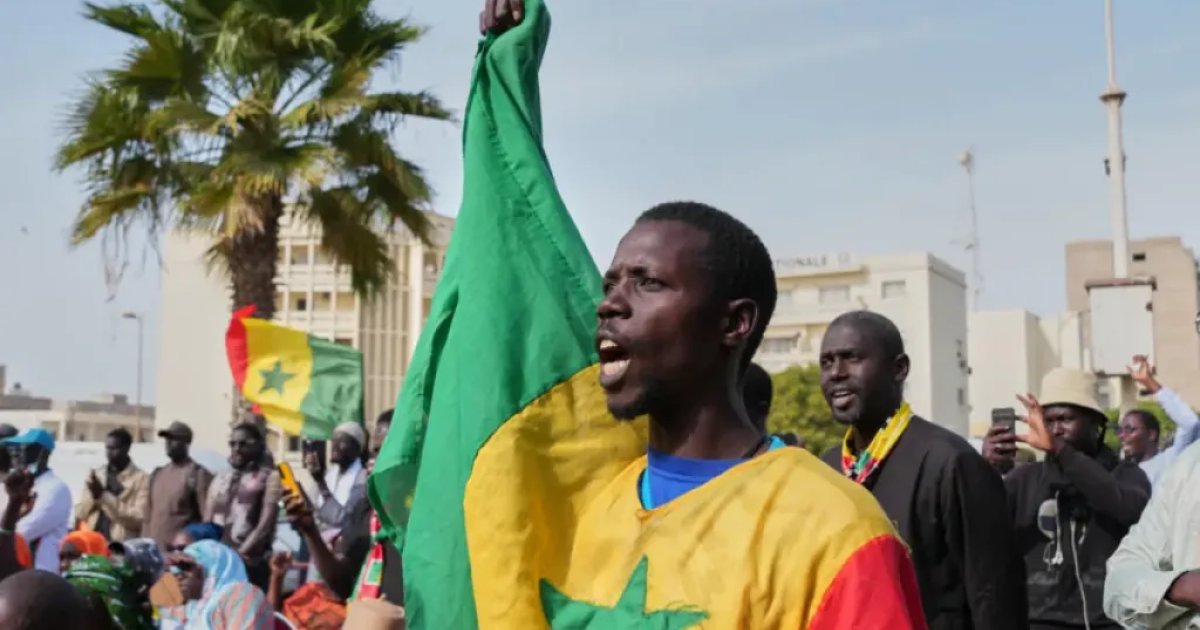 Senegal parliament advances transparency drive with constitutional reform