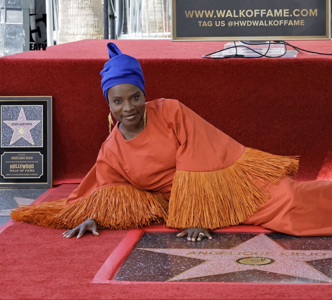 Hollywood s’incline devant la reine de la musique africaine : Angélique Kidjo entre dans l’histoire