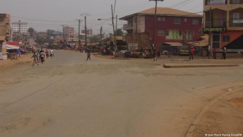 Deteriorating Douala-Bafoussam highway threatens lives and trade