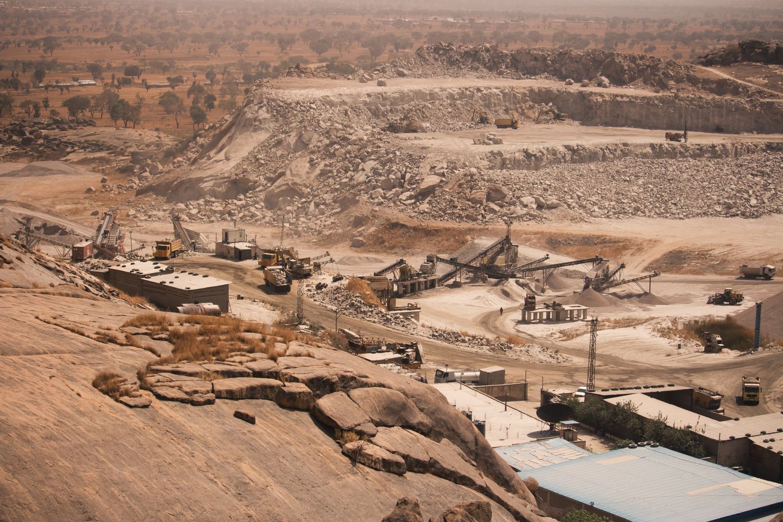 Cameroon’s mining sector turmoil over halted gold licenses