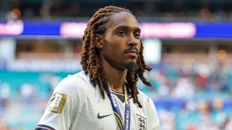 Inter secures spence as dumfries’ successor in 35m euro deal