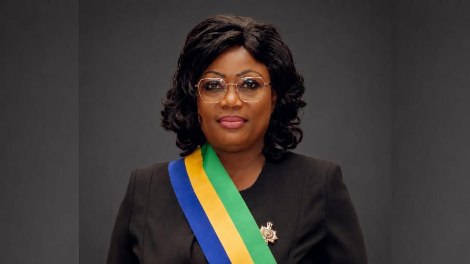 Gabon: political leader defends dignity of president’s mother amid attacks