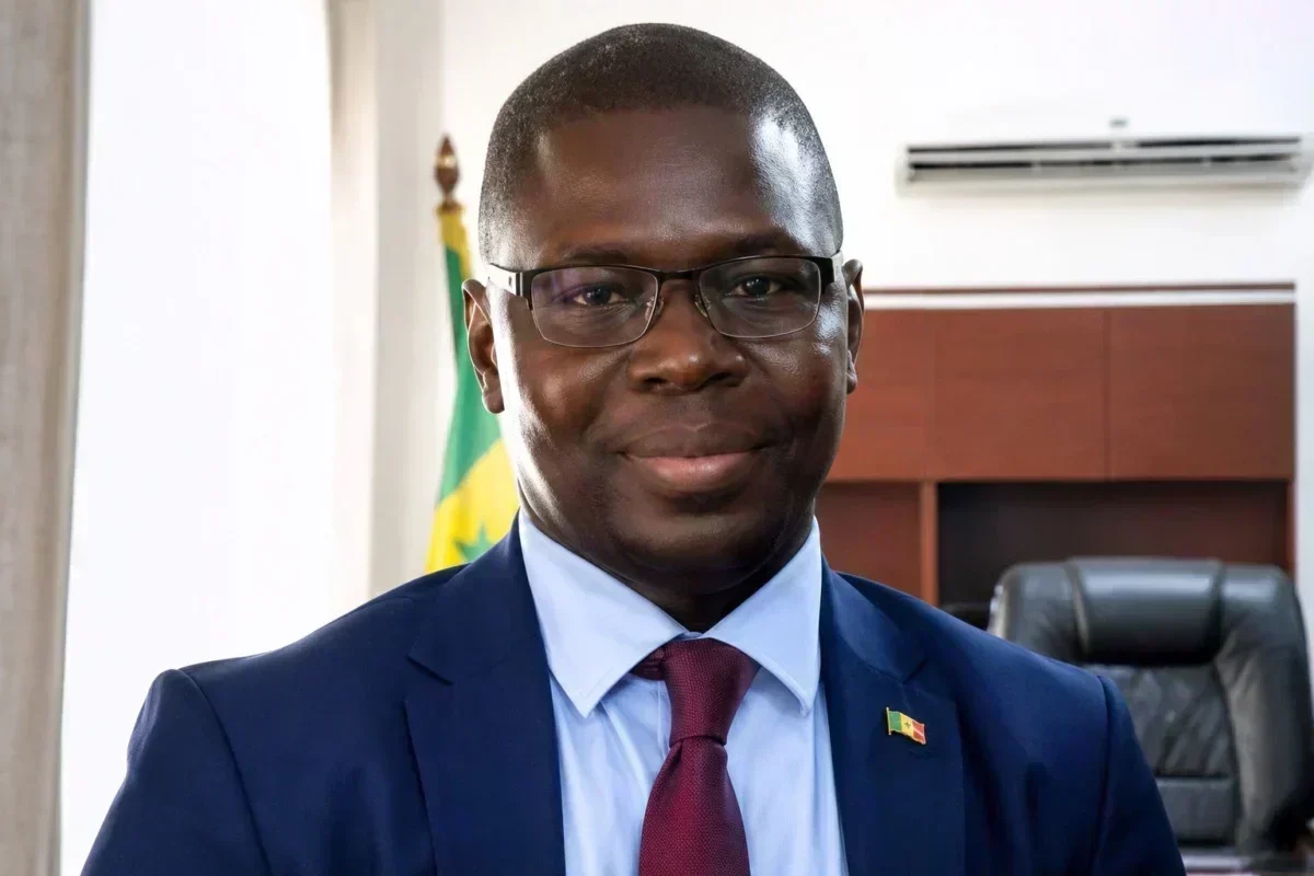 Senegal's shifting political alliances: from opportunism to strategic realignment Senegal's shifting political alliances: from opportunism to strategic realignment
