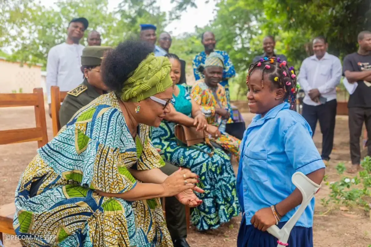 Véronique Tognifodé hands over 1,422 chance equality cards to persons with disabilities in Benin